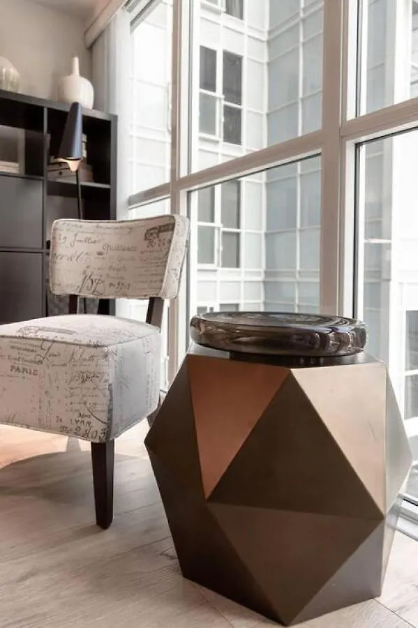 Lux 2Br 1Ba Steps To Cn Tower W Parking Included Villa Toronto